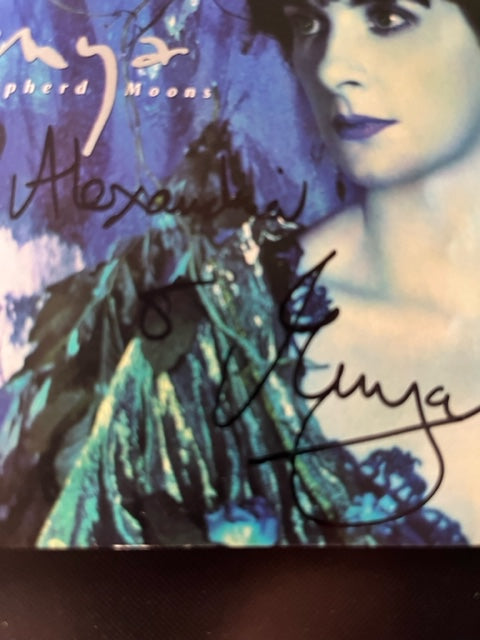 ENYA - Shepherd Moons - U.S. CD LP - Autographed Booklet