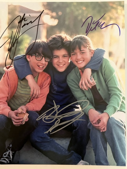THE WONDER YEARS - Cast Signed 8 x 10 Photo Saviano - Mc Kellar - Savage