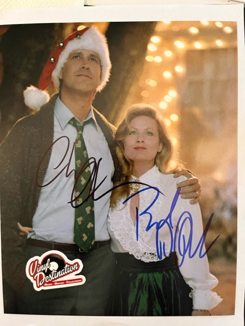 Christmas Vacation - Cast Signed 8 x 10 Photo Chevy Chase & Beverly D'Angelo