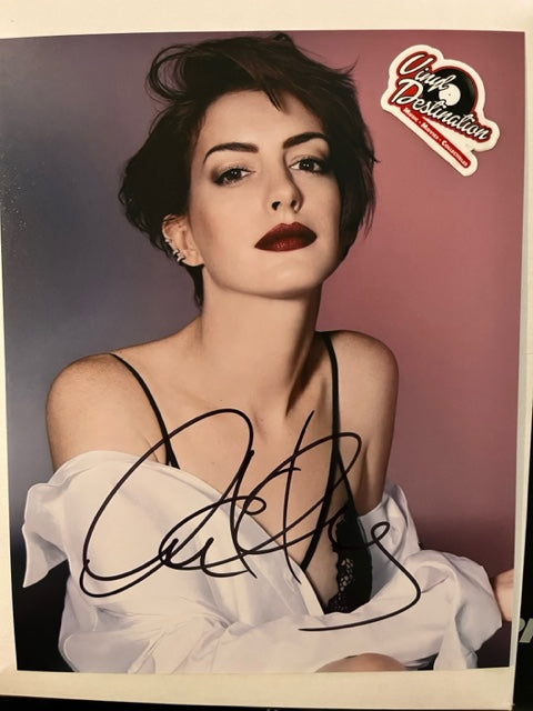 Anne Hathaway - Hand Signed 8 x 10 Photo