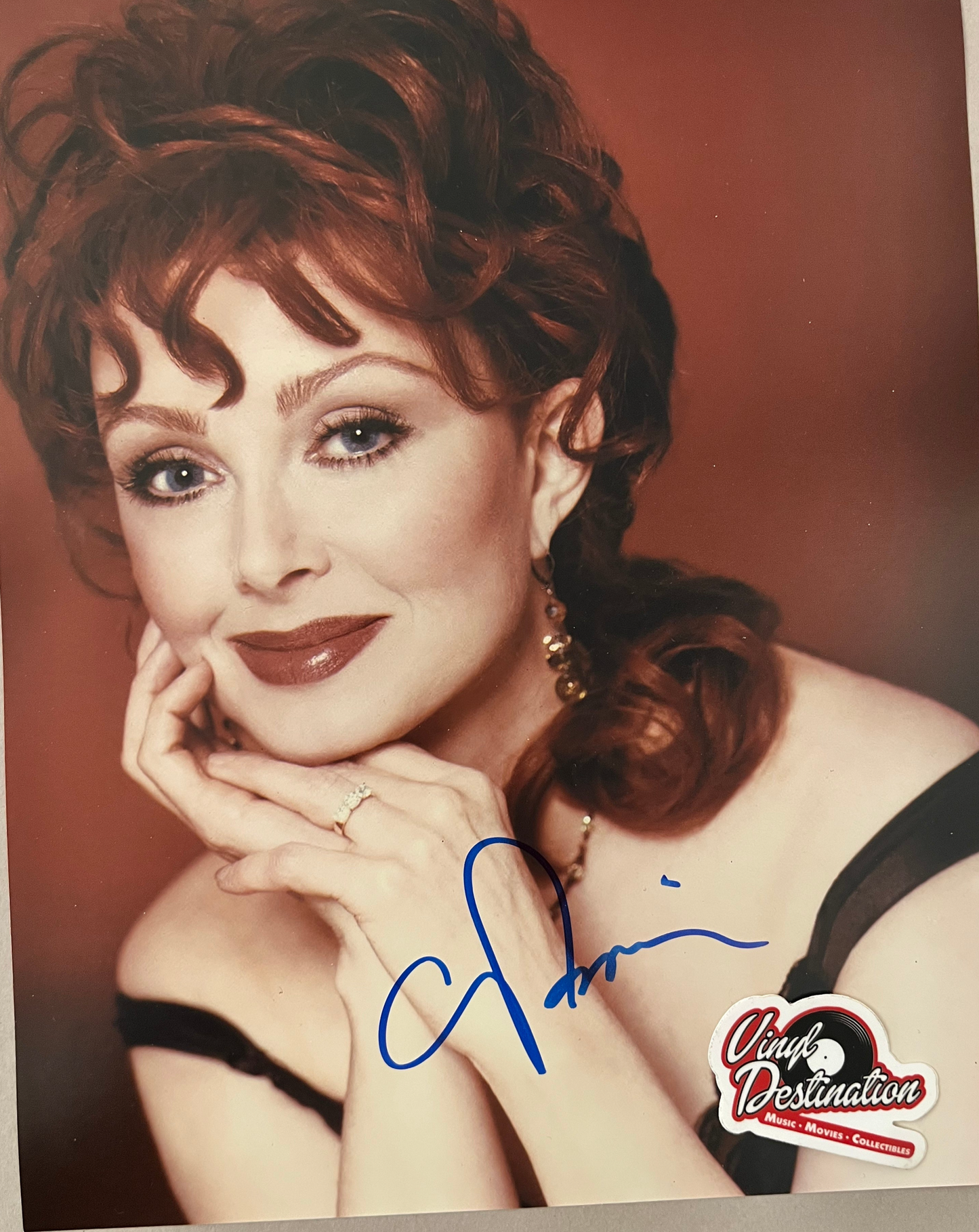 Naomi Judd - The Judds - Hand Signed 8 x 10