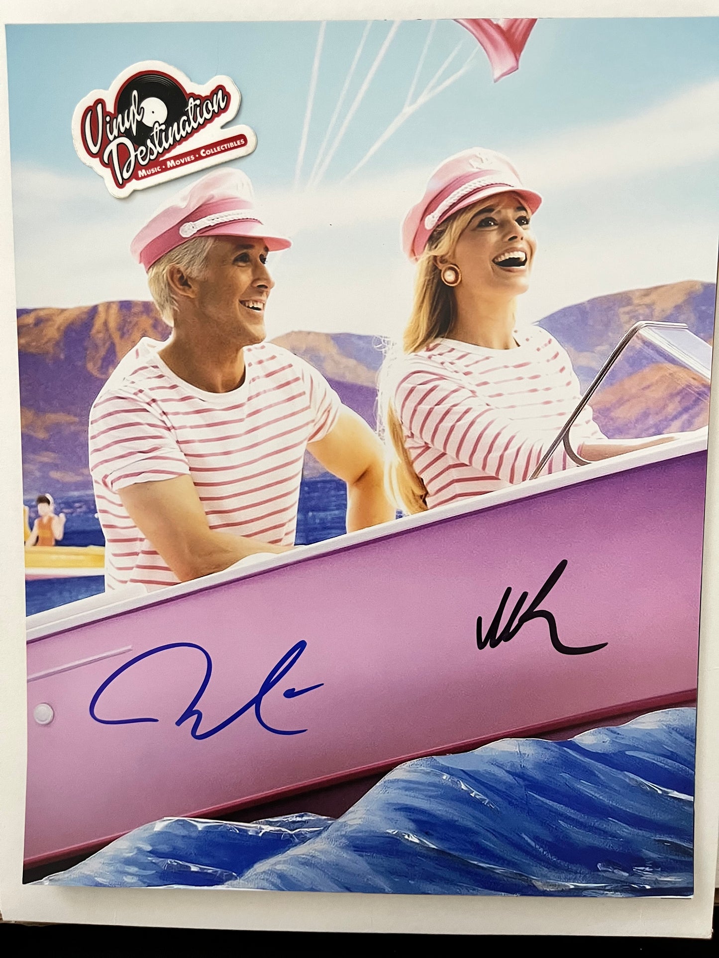 The BARBIE Movie - Cast Signed 8 x 10 Photo   Robbie / Gosling