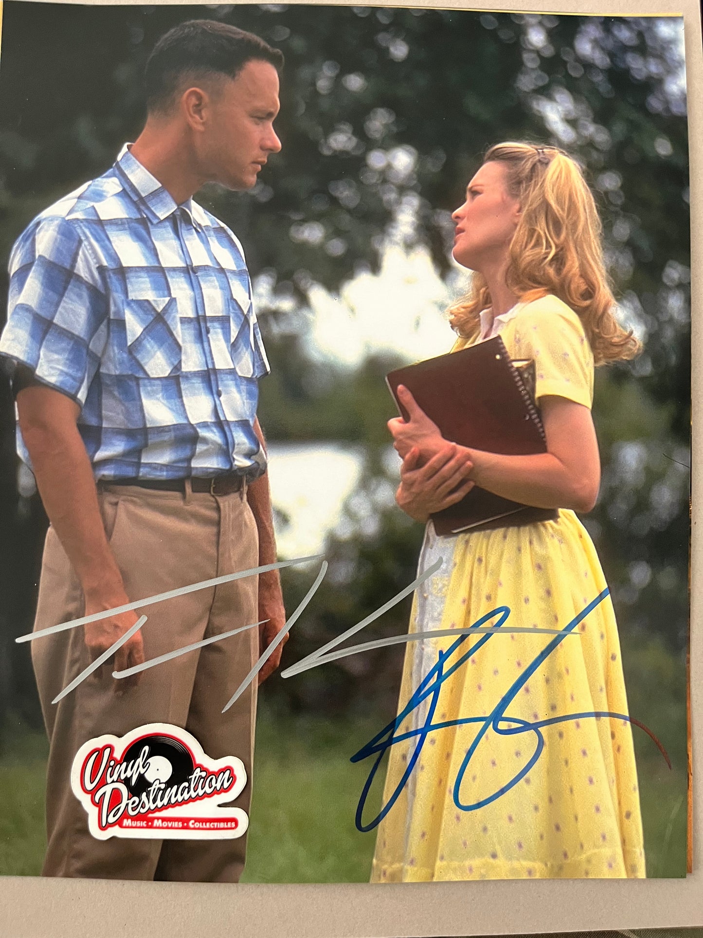 Forrest Gump - Cast Signed 8 x 10 Photo  Tom Hanks / Robin Wright