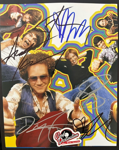 That 70's Show - Cast Signed 8 x 10 Photo - Six Signatures