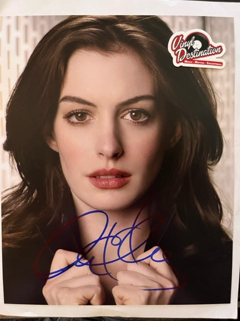 Anne Hathaway - Hand Signed 8 x 10 Photo