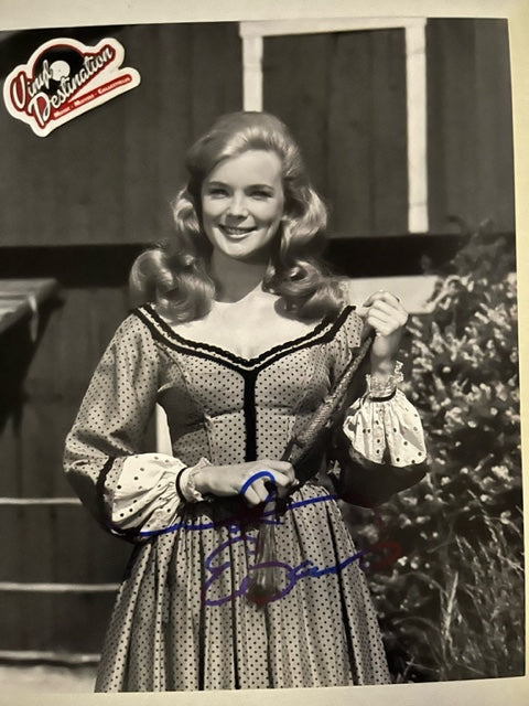 Linda Evans / The Big Valley - Hand Signed 8 x 10 Photo