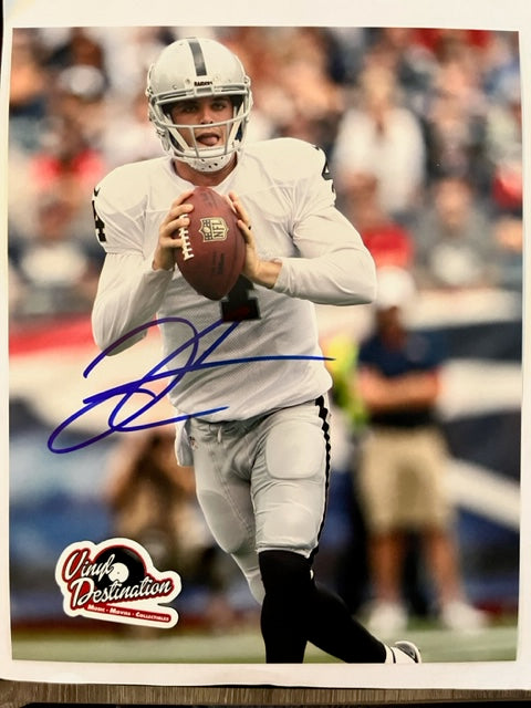 Derek Carr - Raiders Quarterback - NFL Star - hand Signed 8 x 10 Photo
