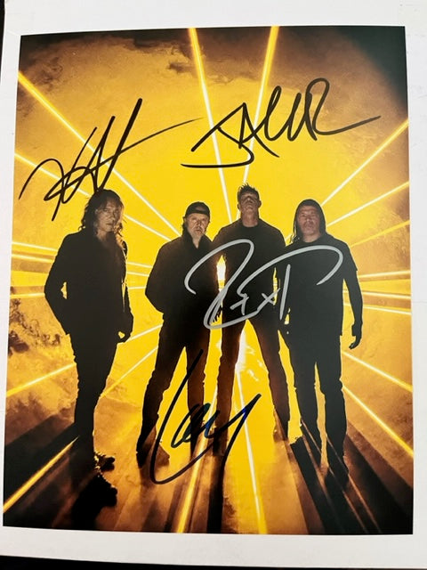 METALLICA - Fully Signed 8 x 10 Photo