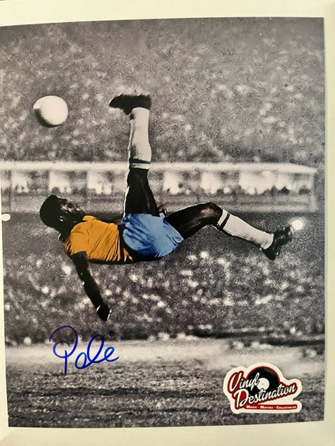 Pele' - Soccer / Football Legend     Hand Signed 8 x 10 Photo