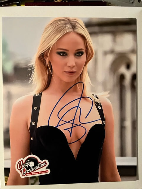 Jennifer Lawrence - Hand Signed 8 x 10 Photo