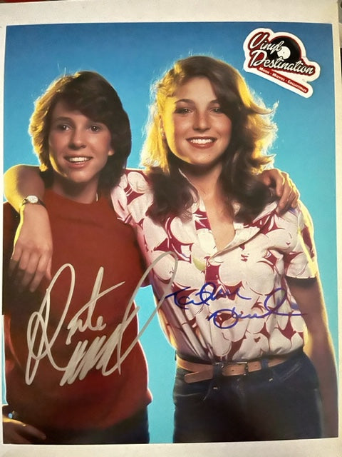 Little Darlings - Cast Signed 8 x 10 Photo    O'Neal & McNichol