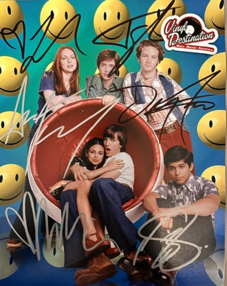 That 70's Show - Cast Fully Signed 8 x 10 Photo