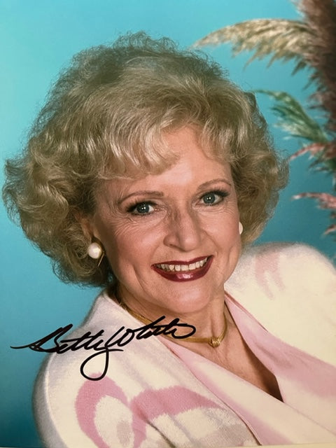 Betty White - Golden Girls Signed 8 x 10 Photo