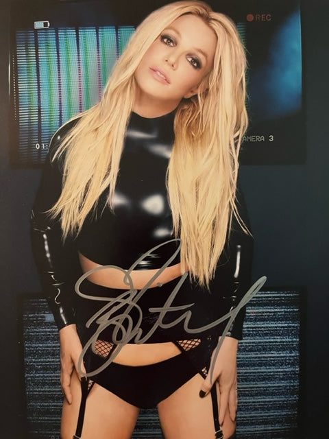 Britney Spears - Autographed 8 x 10 Photo