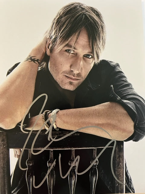 Country Star - Keith Urban Signed 8 x 10 Photo