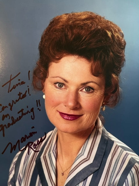 HAPPY DAYS - Marion Ross Autographed 8 x 10 Photo