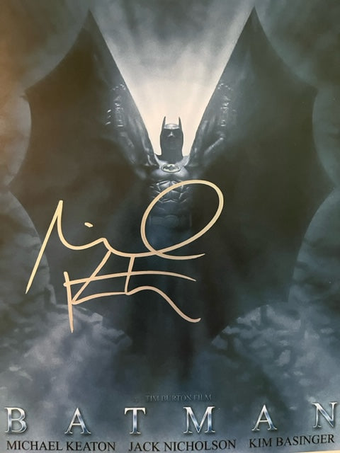 BATMAN - Michael Keaton Signed 8 x 10 Photo