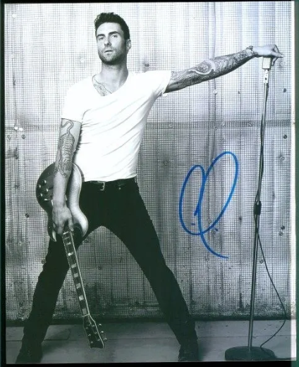 Adam Levine - The Voice - Maroon 5 - Signed 8 x 10